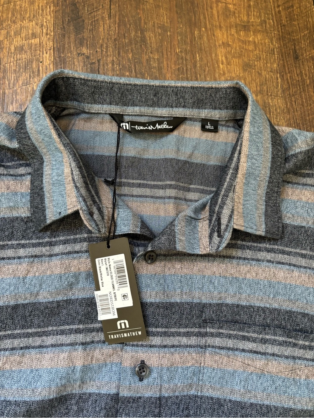 NWT Travis Mathew Cloud Flannel Stripe Shirt Men’s Size Large - Picture 3 of 10